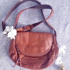 LUCKY | Italian Leather Shoulder Bag